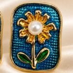 Midnight Bloom Pearl Earrings - Image 3
